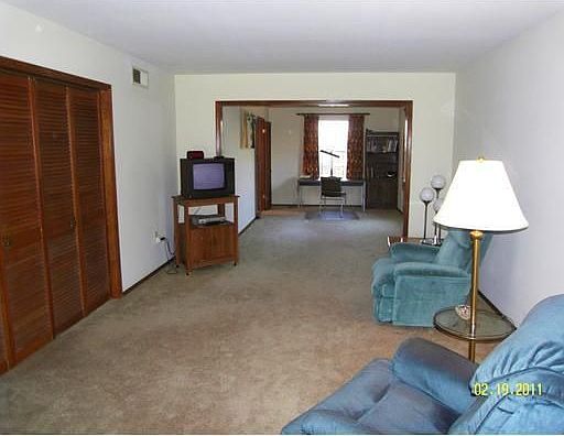 4th image of 4420 Alexander Dr