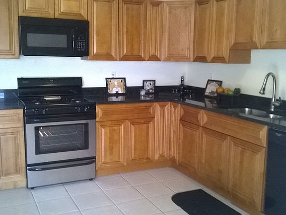 3rd image of 7312 Palmdale Dr