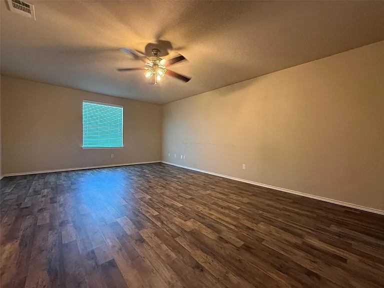 301 Comal Run — Photo 20
