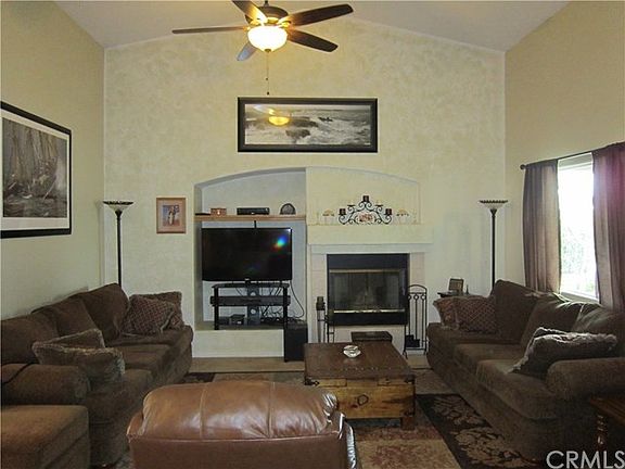4th image of 27160 Paige Cir