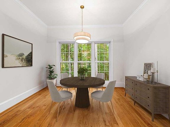 5th image of 23 Lookout Ct
