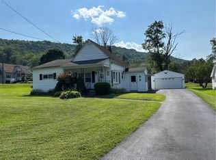 12 Royal Ave, Bradford, PA 16701