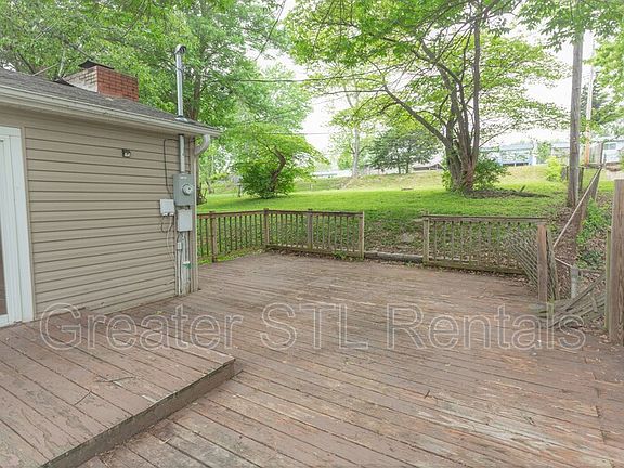 3rd image of 5221 Ville Angela Ln