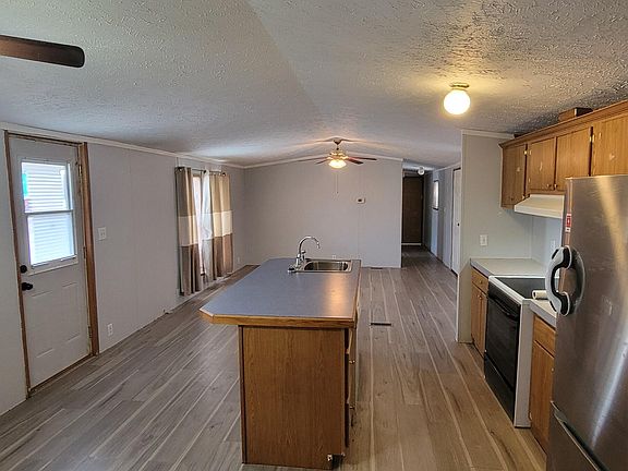 4th image of 632 Folkerth Ave Trailer 50