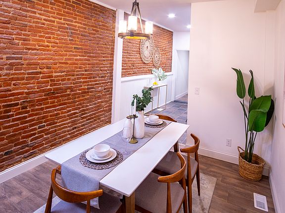 4th image of 1444 Henry St