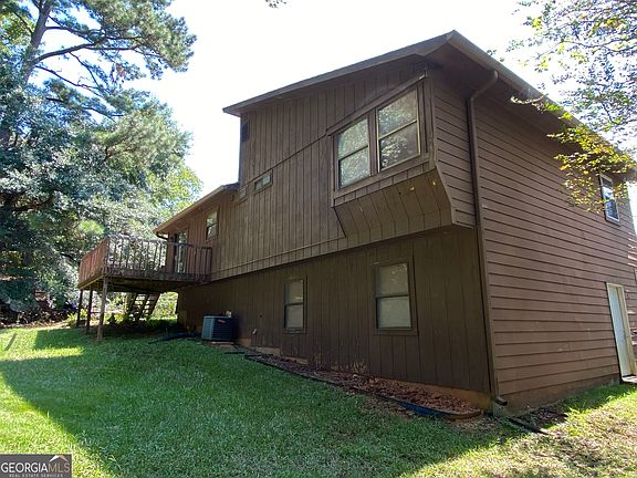 3rd image of 4911 Cowan Rd