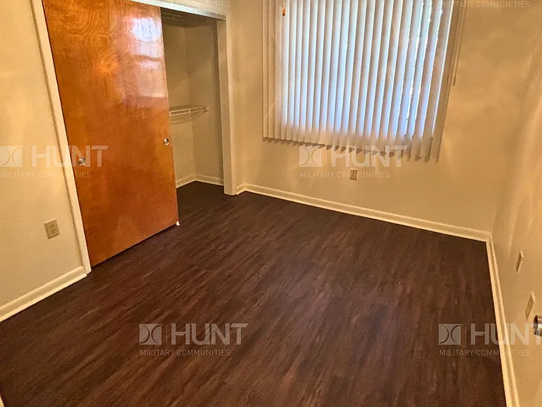 135 W Dove Ln — Photo 7