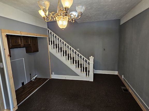 4th image of 23 Madison St #A