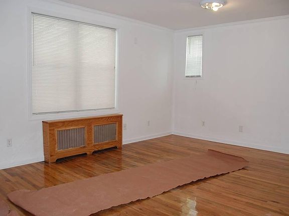 2nd image of 14711 76th Ave #1