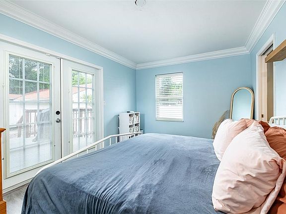 4th image of 1147 35th Ave N