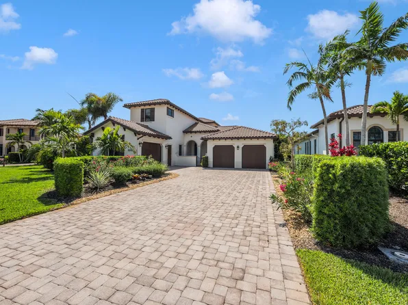 2343 Traditions Ct, Naples, FL 34105