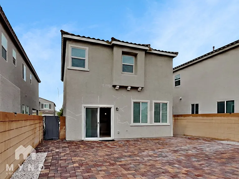 6646 Evander St — Photo 17