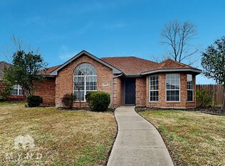 1425 Doris Dr, Mesquite, TX 75149