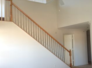 9720 Skyhill Way APT 401, Rockville, MD 20850