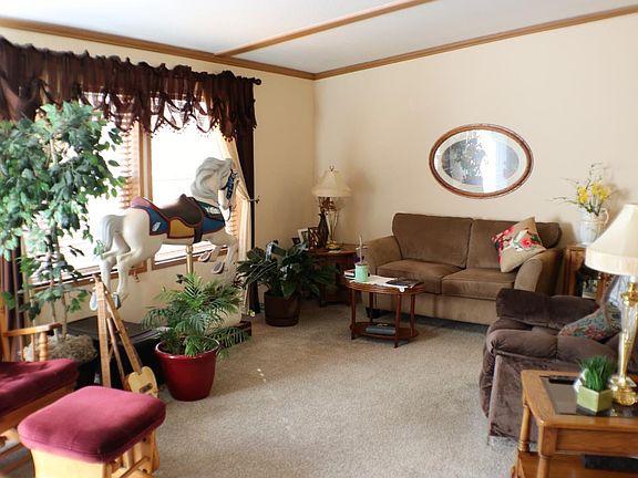 4th image of W8650 Wauwatosa Ave