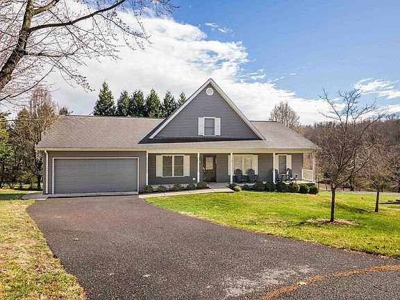 2nd image of 126 Wayland Ct