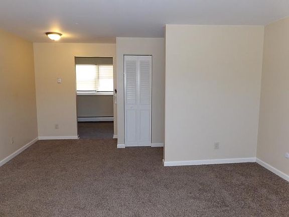3rd image of 172 Kendall Ave APT B