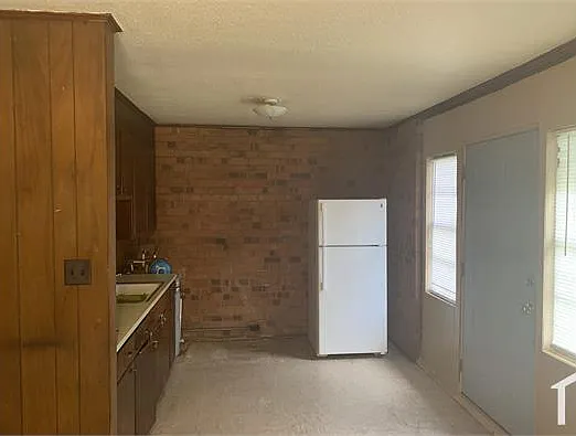 1500 Hobart Pl