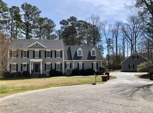 607 Rothschild Dr, Chester, VA 23836