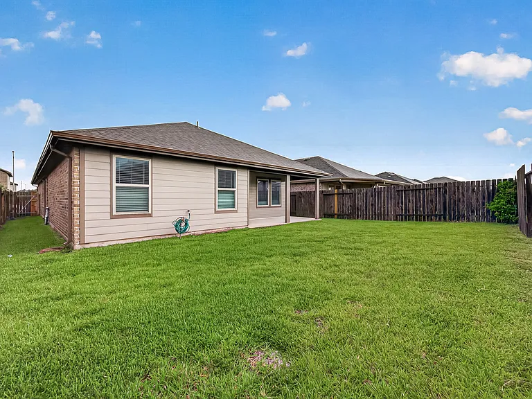 18326 Arcola Bay Ln — Photo 41