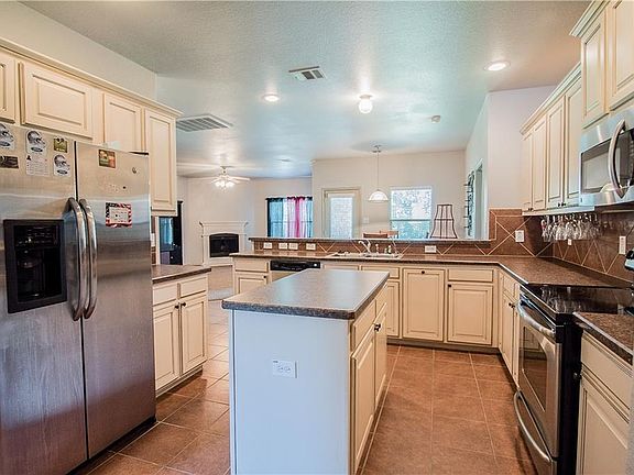 2nd image of 5531 Crestwood Dr
