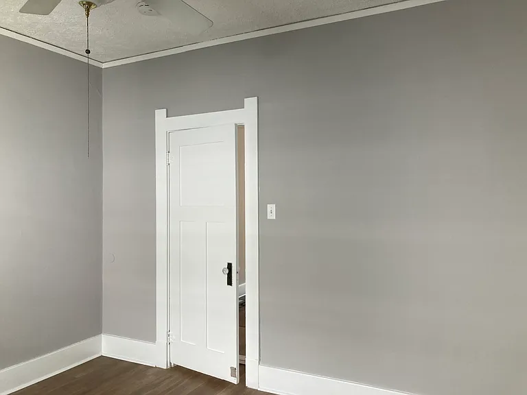 2138 Woodbourne Ave — Photo 13
