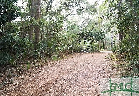 Entrance onto property.
