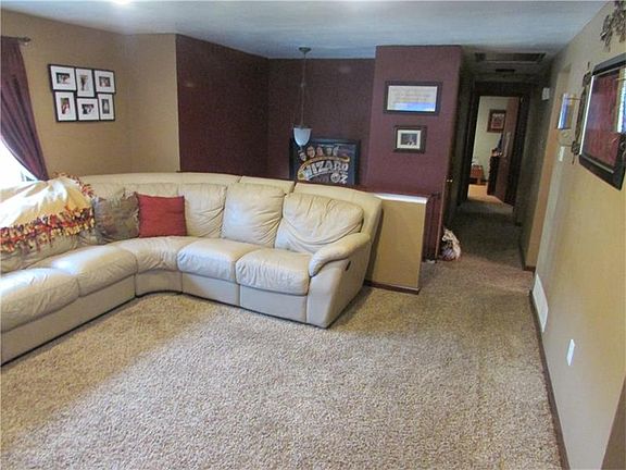 5th image of 14 Carlisle Dr