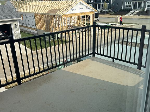 2nd image of 305 Breunig Blvd