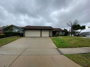 230 Fallbrook Ct, Redlands, CA 92373