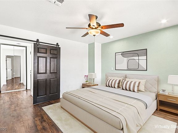 4th image of 2301 W El Camino Ave