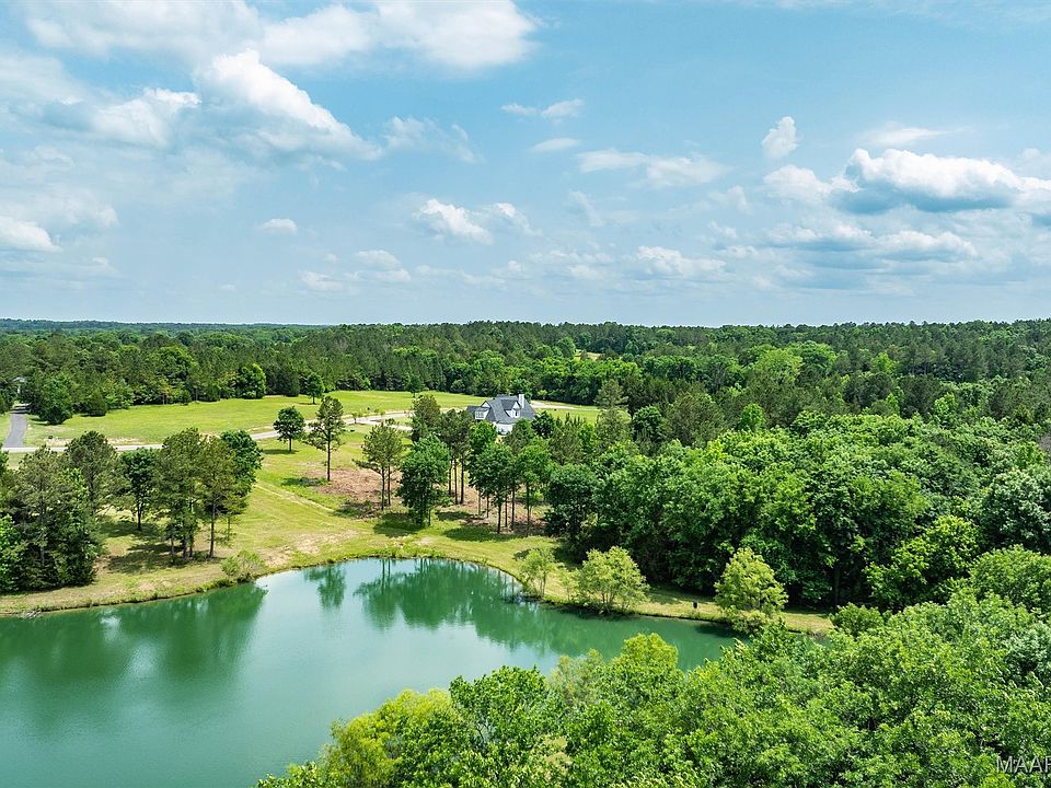 2nd image of 2 Leahmon Ln