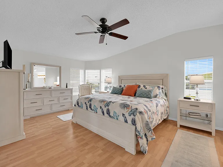 3416 Feriwinkle Ct — Photo 20