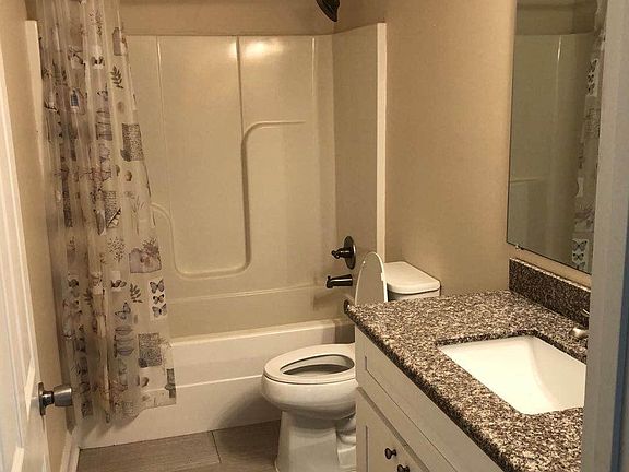 4th image of 169 Briarfield Ave APT 31