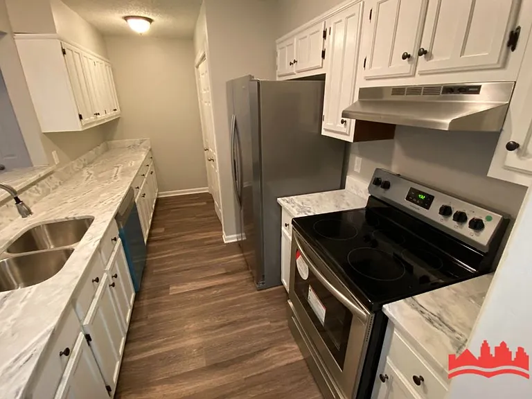 2159 Shady Grove Cv — Photo 6
