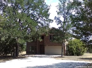 254 Creekwood Dr, Bandera, TX 78003