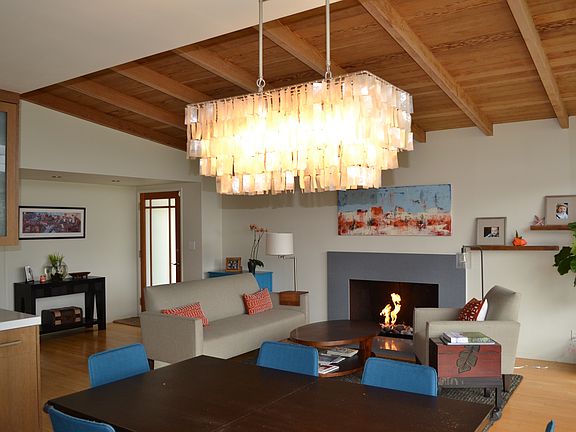 Dining area (previous tenant)