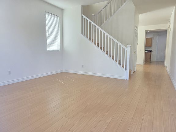 3rd image of 7534 Wynstone Pl