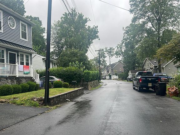 5th image of 102 E Shore Rd