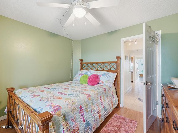 3rd image of 110 OCEAN HOLLOW Lane #106