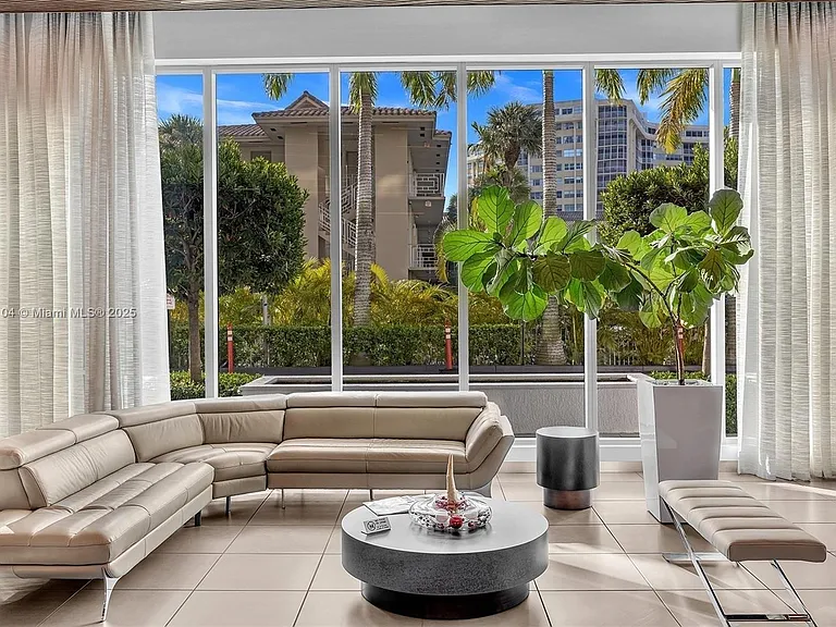 2602 E Hallandale Beach Blvd #1708 — Photo 35