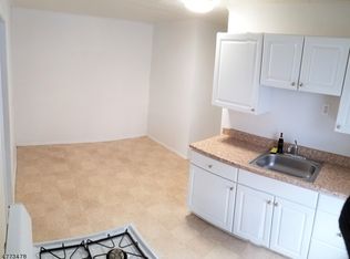 1418 Union Valley Rd, West Milford, NJ 07480