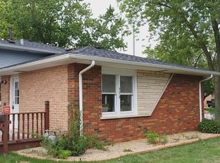 778 E 158th St, South Holland, IL 60473