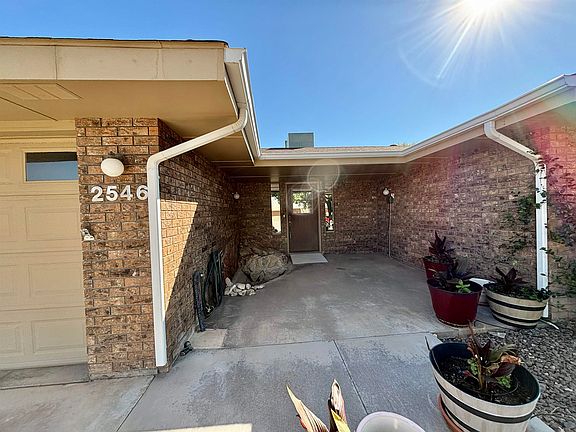 4th image of 2546 Cherry Hills Dr