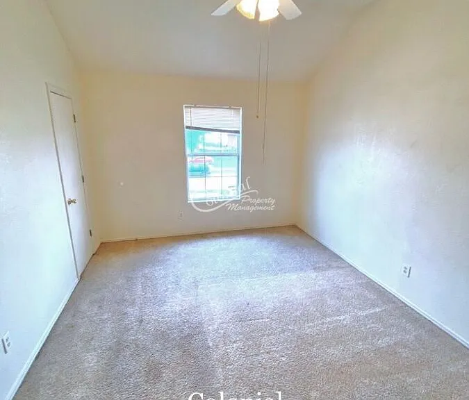 4304 Deek Dr #B — Photo 9
