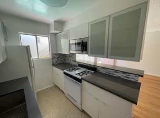 2122 Ocean Park Blvd #5, Santa Monica, CA 90405