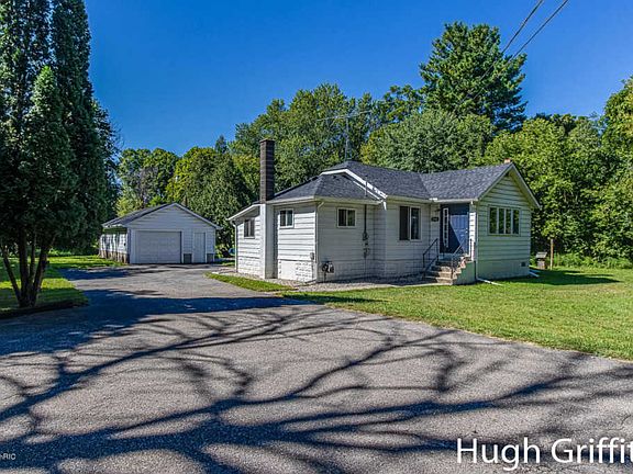 2nd image of 5966 West River Dr NE