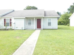 727 Pinewood Dr, Jacksonville, NC 28546