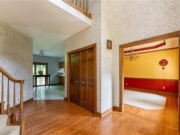 5th image of 635 Hunter Hills Dr
