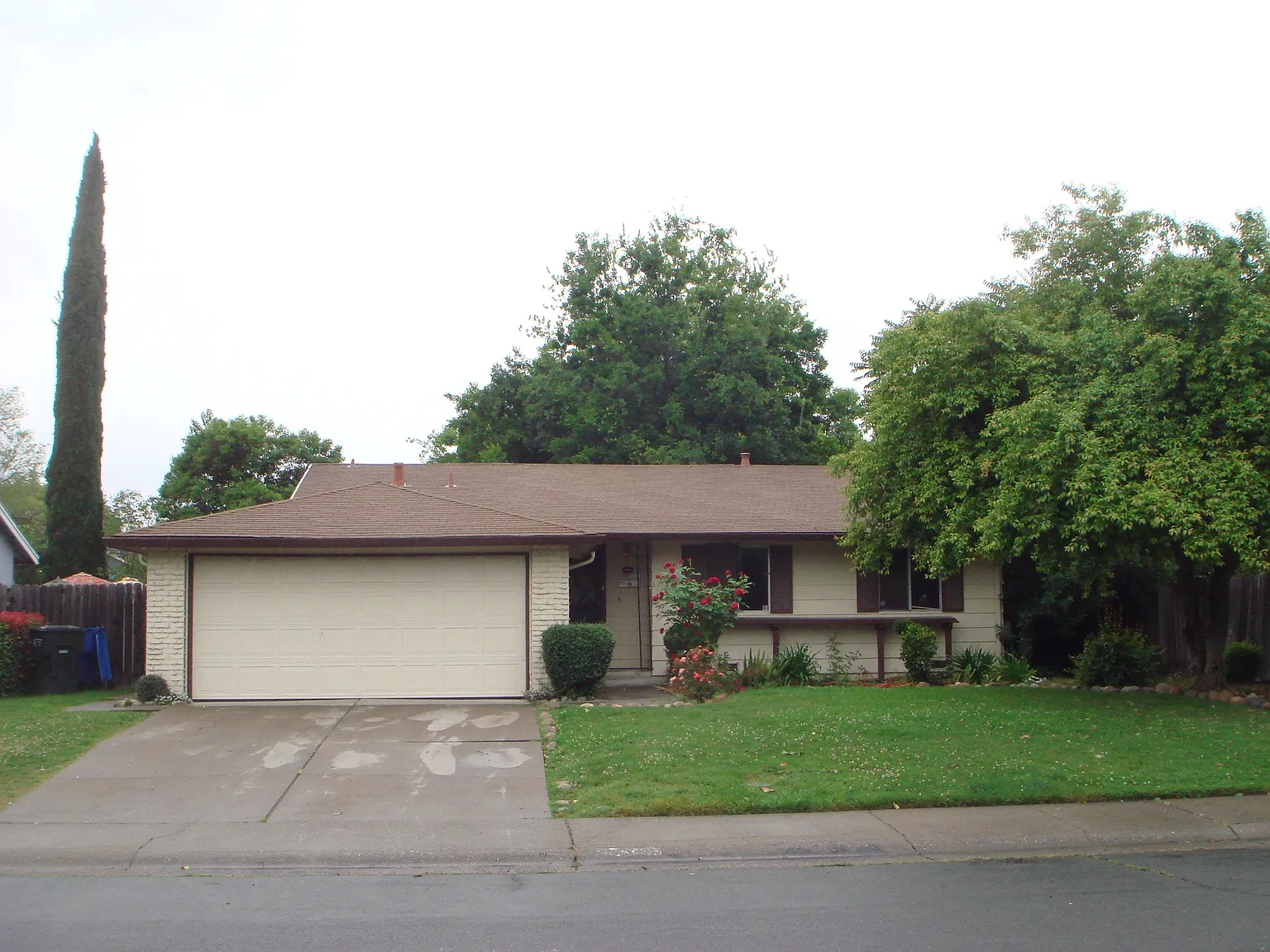 4666 Kerwood Way photo 1